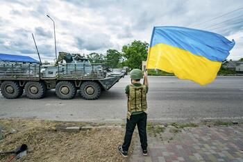 Kiev espera poder llegar a la frontera de Crimea a final de año