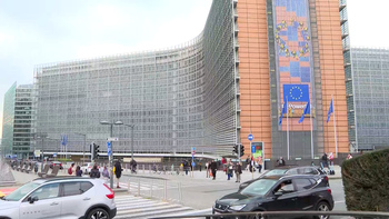 Bruselas contempla ampliar a 2027 la normativa Euro 7