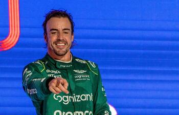 Alonso recupera el podio en Yeda