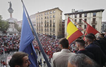 Pamplona homenajea a Osasuna