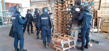 Detenidos por explotar laboralmente a 6 personas en Navarra