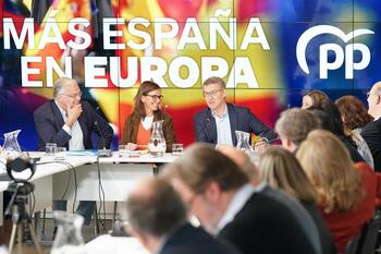 Feijóo apura el plazo para nombrar candidato en europeas