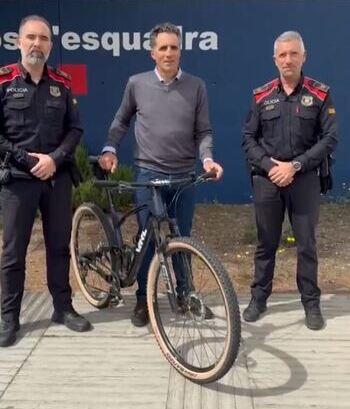 Los Mossos devuelven a Induráin su bicicleta robada