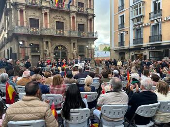 Feijóo retoma la campaña y participa en un mitin en Pamplona