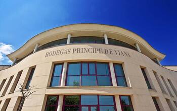 Alertan de posibles despidos en Bodegas Príncipe de Viana